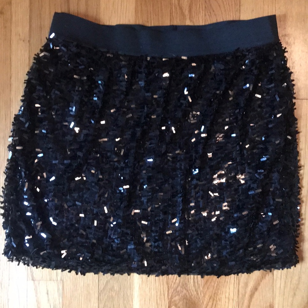 Black sequin skirt - Picture 1 of 2